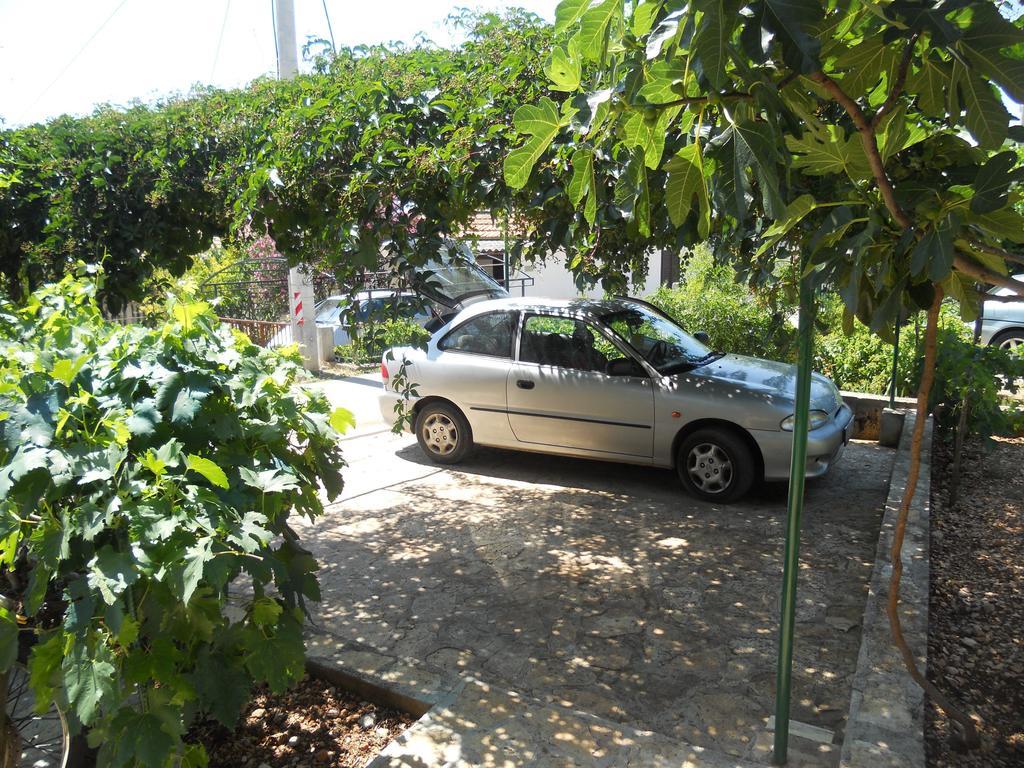 Apartment Guste 希贝尼克 客房 照片