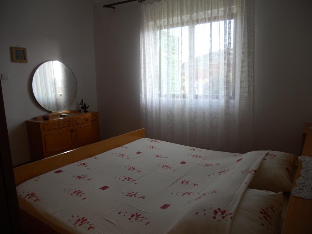Apartment Guste 希贝尼克 客房 照片