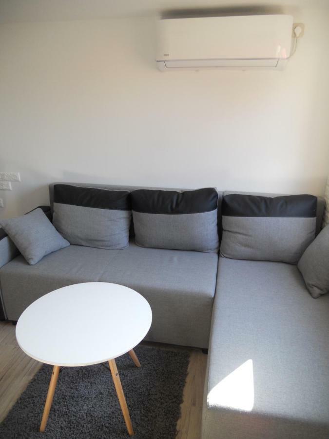 Apartment Guste 希贝尼克 外观 照片
